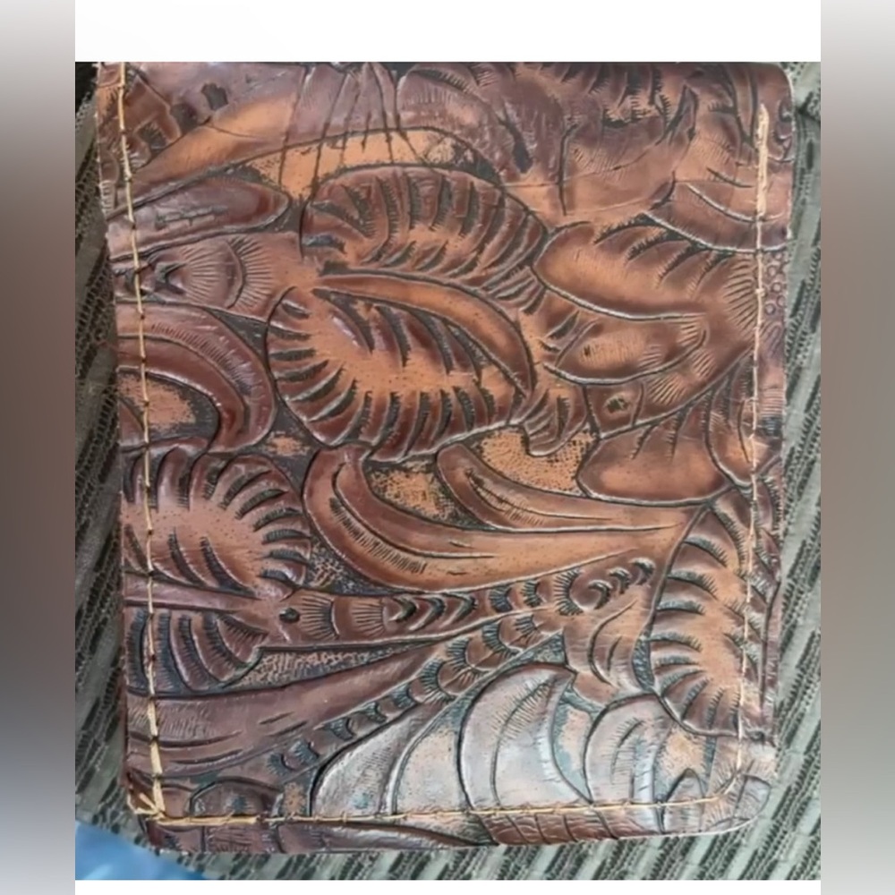 New Embossed Leather Wallet
Made in the USA
